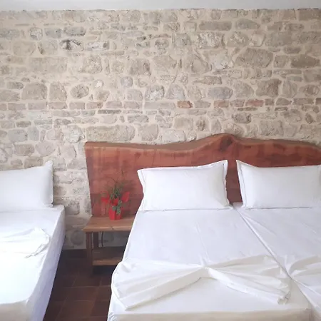 Omer Hotel *